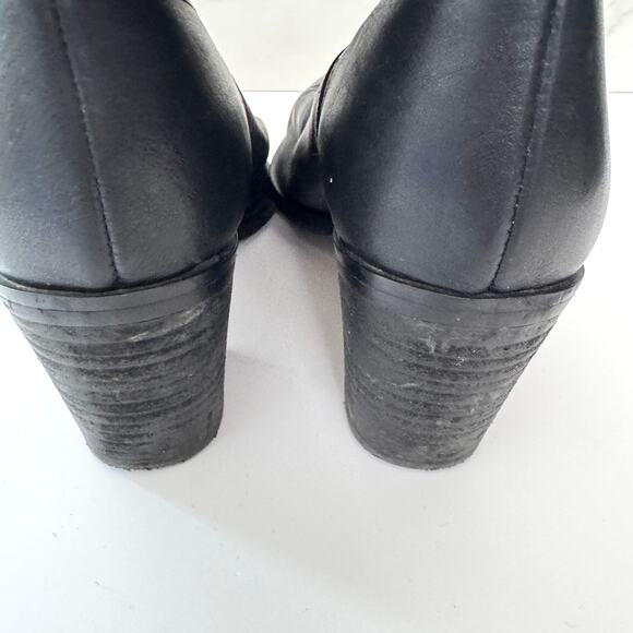 Tony Bianco Womens Low Boots Size 7.5 Ankle Western Minimal Pointed Toe Black - Picture 5 of 6